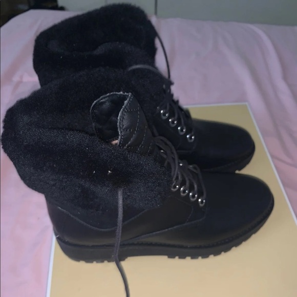Michael kors Leather Teddy Hiking Boots - Picture 3 of 7